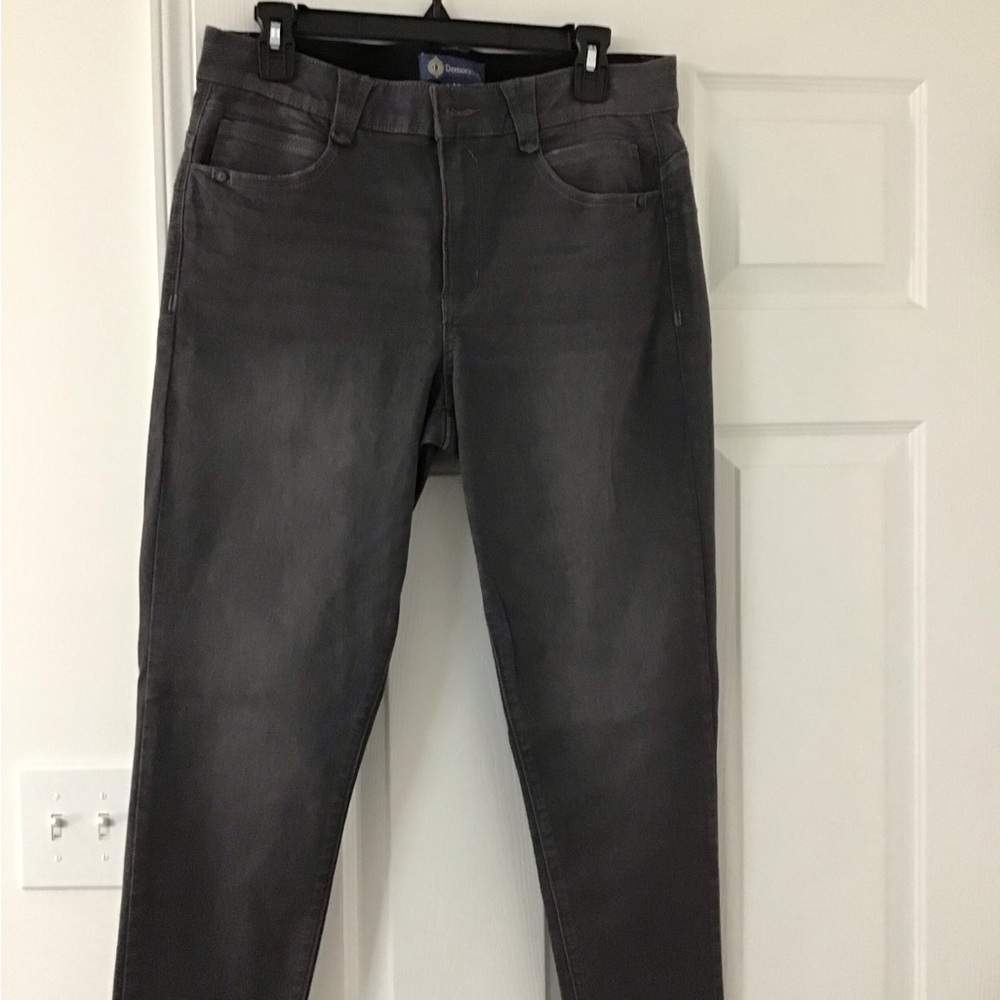 Democracy Women’s Charcoal  Jeans (“Ab”solution)